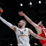 El Real Madrid resiste al asedio griego y fuerza el cuarto asalto
